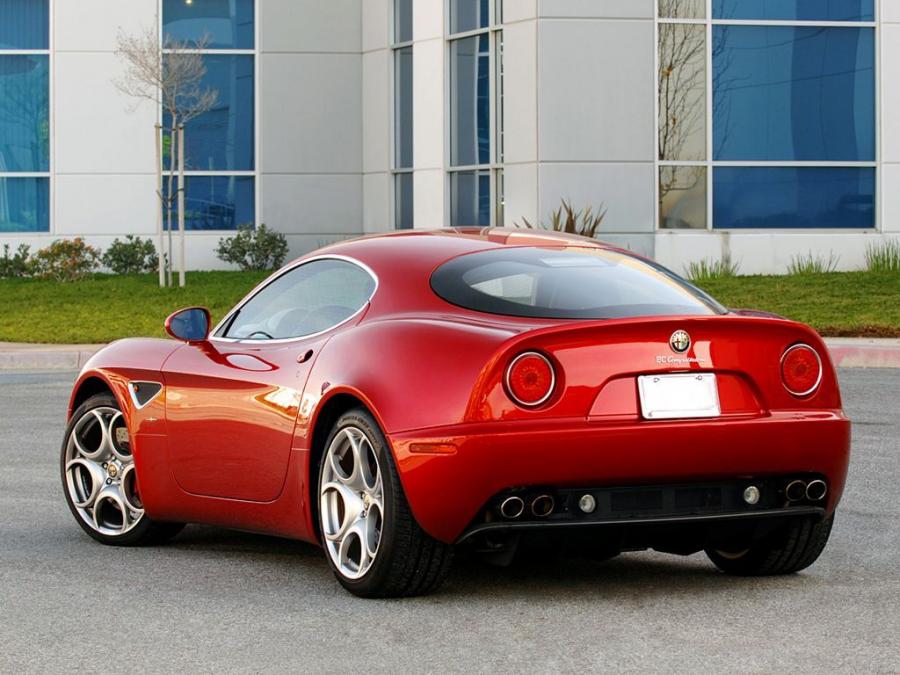  Alfa Romeo 8C Competizione 2008 года  (NA) (фото 14 из 21)